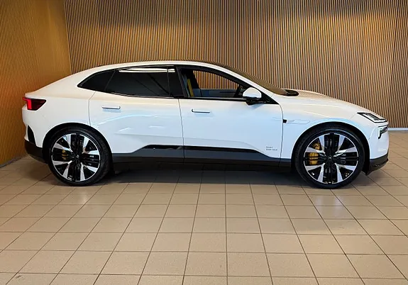 Polestar 4 2025 photo 3
