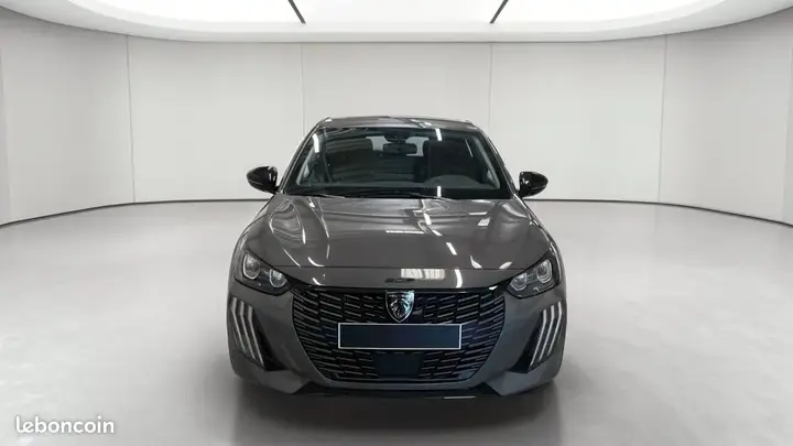 Peugeot 208 2024 photo 2
