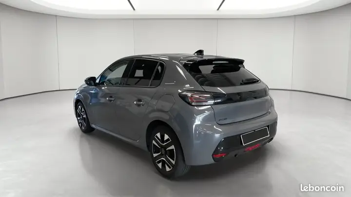 Peugeot 208 2024 photo 4
