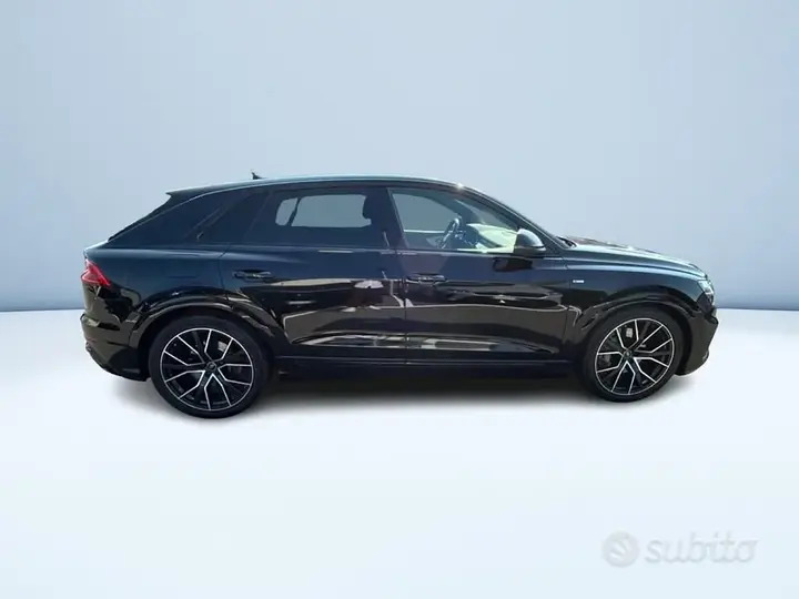 Audi Q8 2023 photo 3