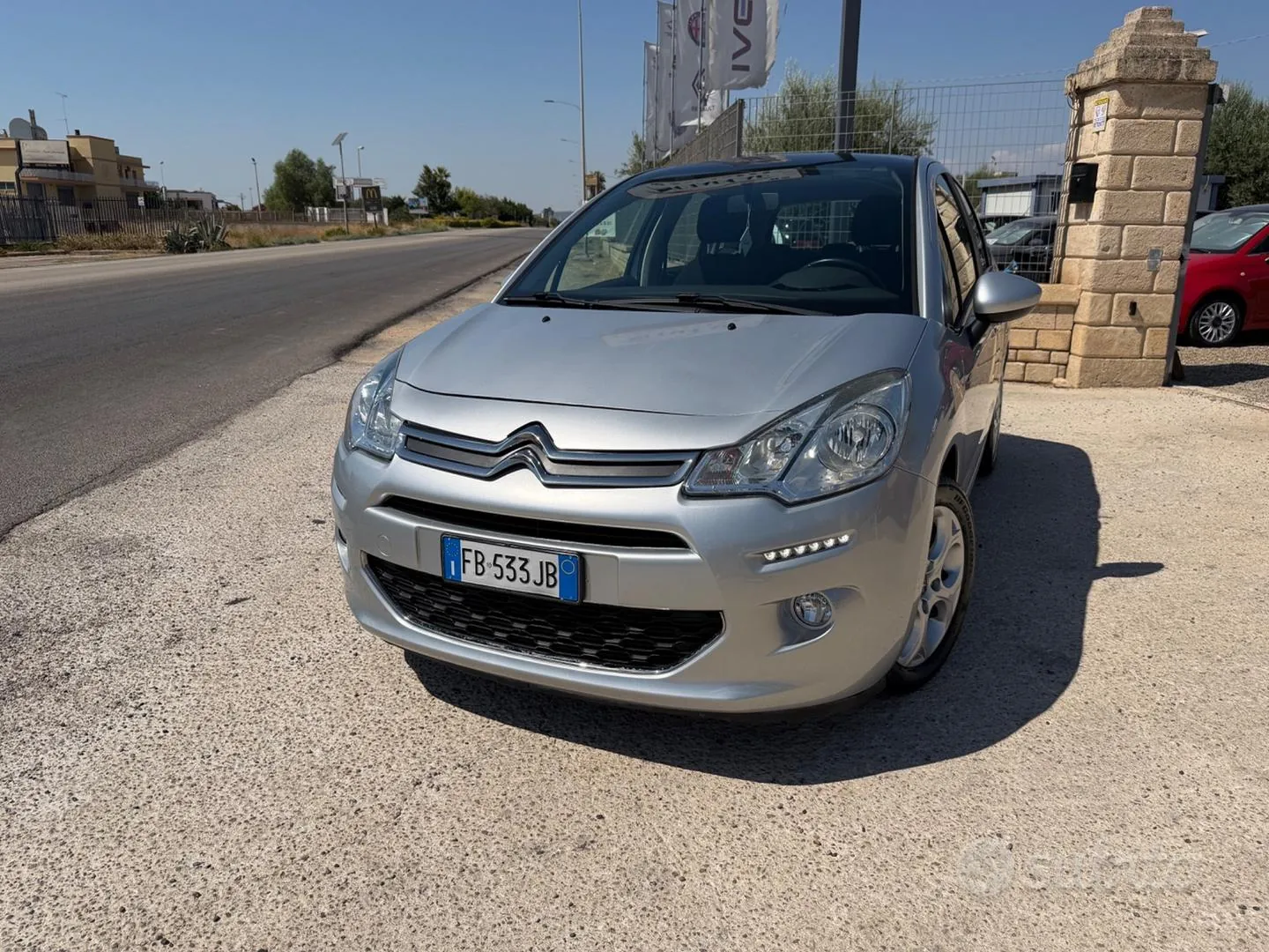 Citroen C3 2015 photo 2