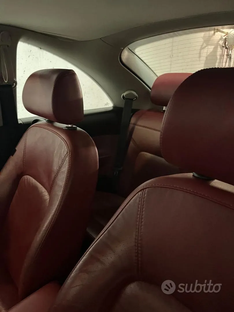Volkswagen New Beetle 2009 photo 5