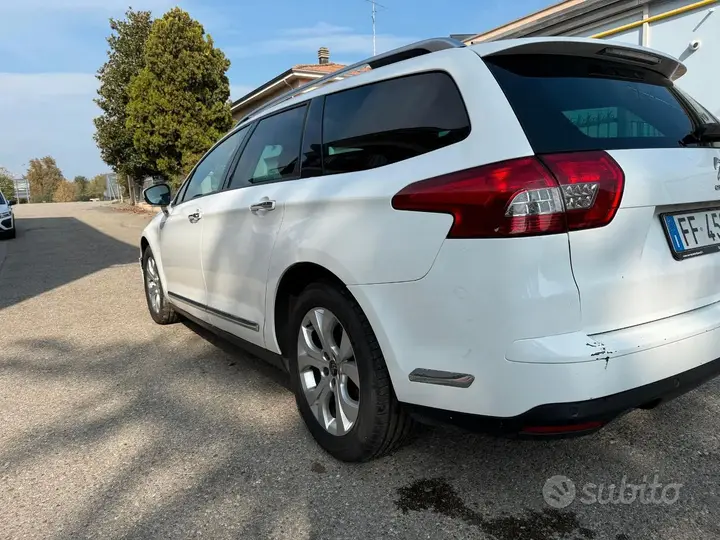 Citroen C5 2016 photo 3