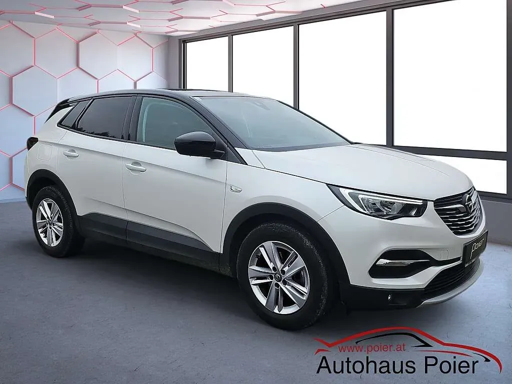 Opel Grandland X 2021 photo 2