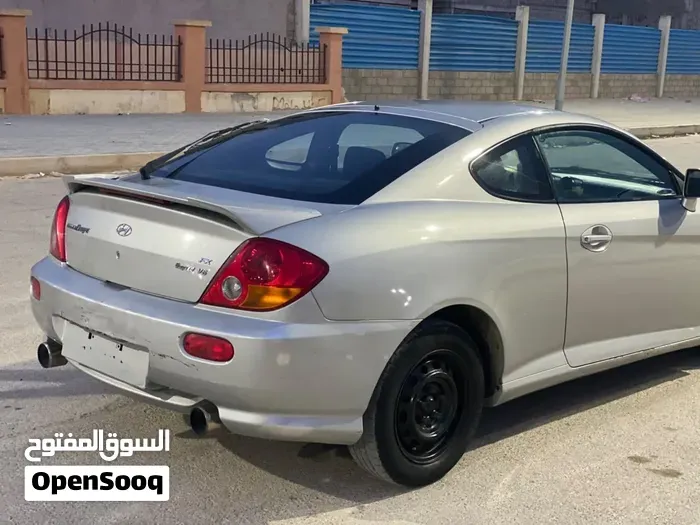 Hyundai Tucson 2004 photo 2