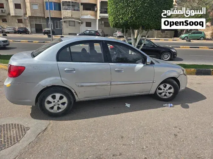 Kia Rio 2010 photo 3