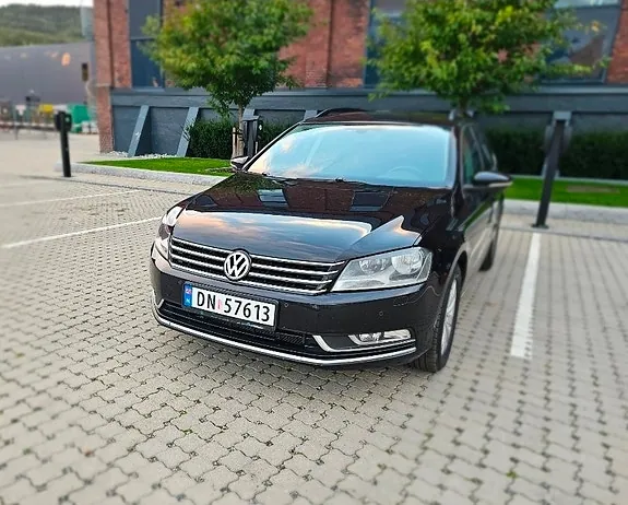 Volkswagen Passat 2011 photo 3