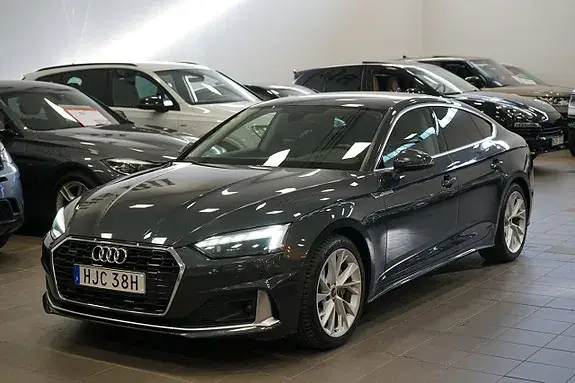 Audi A5 2022 photo 2