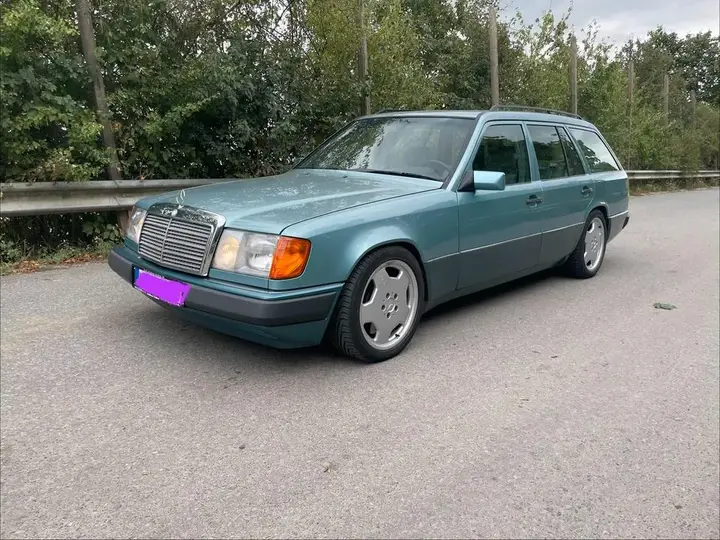 Mercedes-Benz S124
