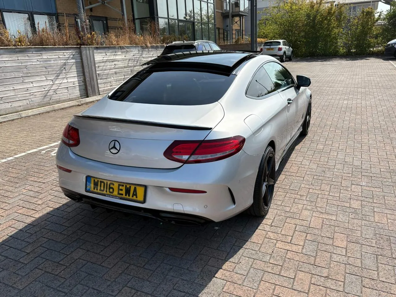 Mercedes-Benz C-Class 2016 photo 4