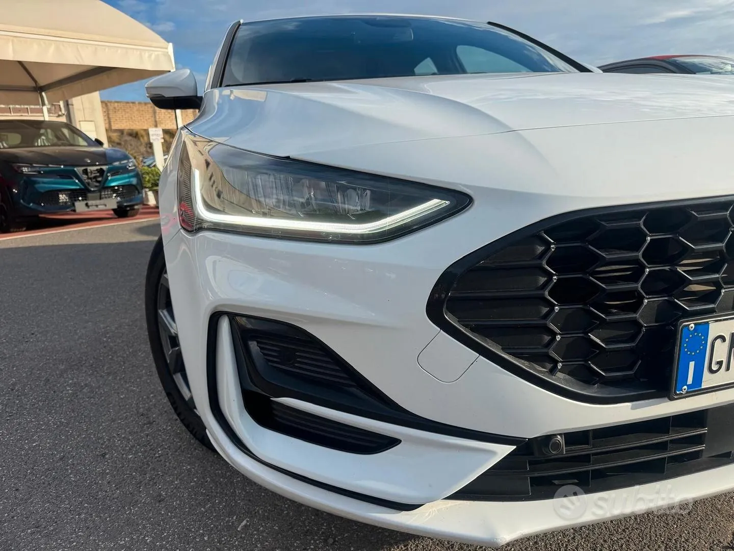 Ford Focus 2023 photo 2