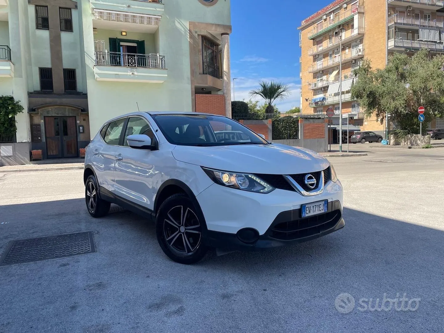 Nissan Qashqai 2014 photo 2