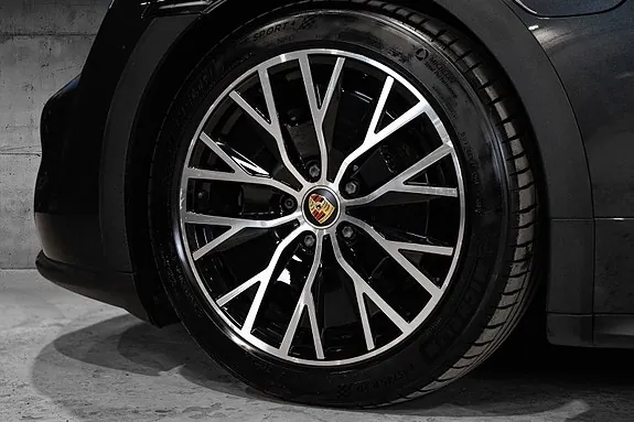 Porsche Taycan 4 2021 photo 4