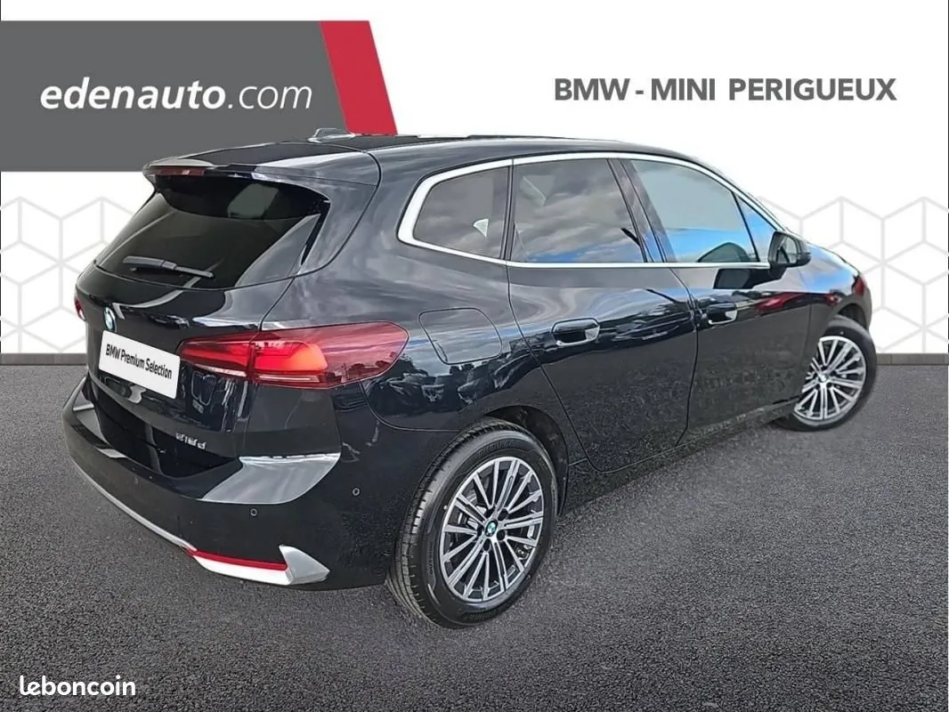 BMW 2 Series 2025 photo 2
