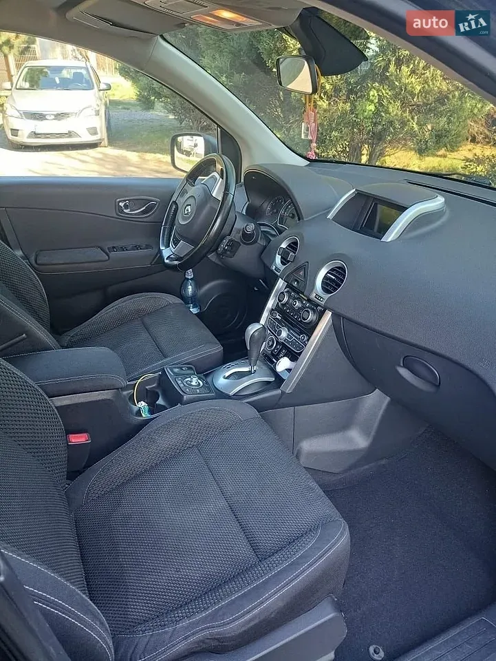 Renault Koleos 2012 photo 4