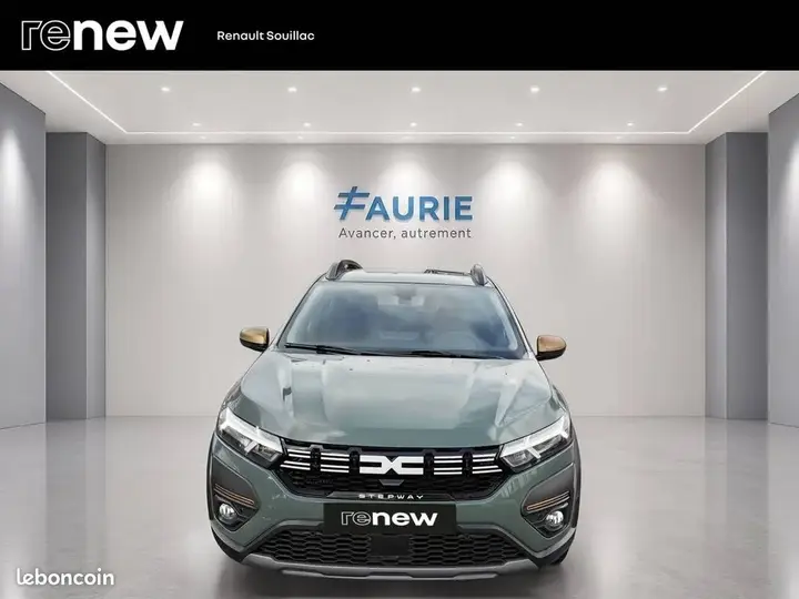 Dacia Sandero 2024 photo 2