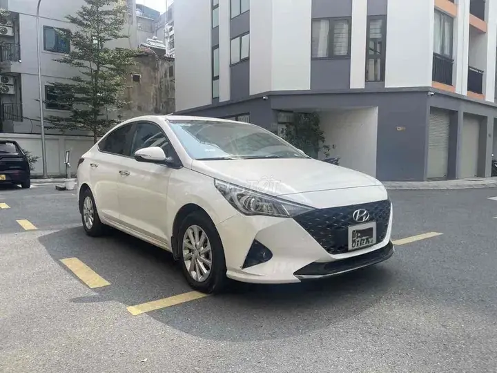 Hyundai Accent 2022 photo 3