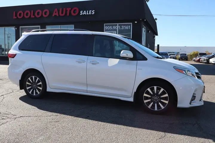 Toyota Sienna