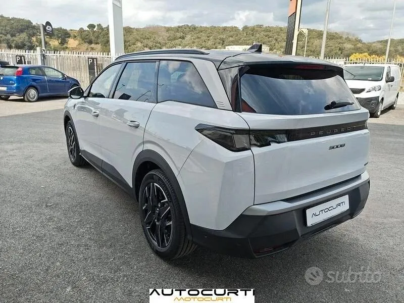 Peugeot 5008 2024 photo 4