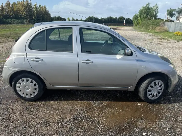 Nissan Micra 2006 photo 4
