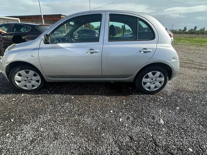 Nissan Micra 2006 photo 2