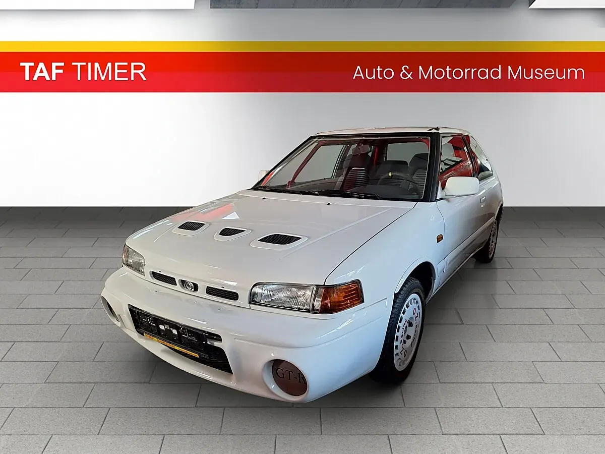 Mazda 323