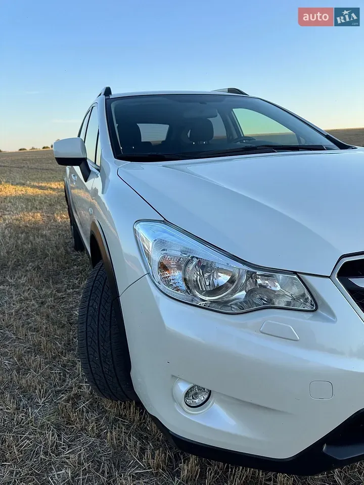Subaru Xv 2014 photo 2