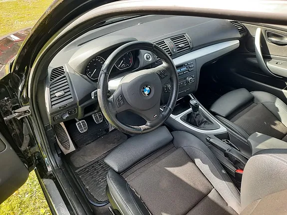 BMW 116D 2011 photo 5