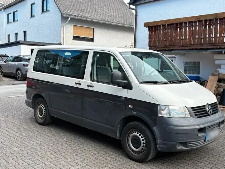 Volkswagen T5