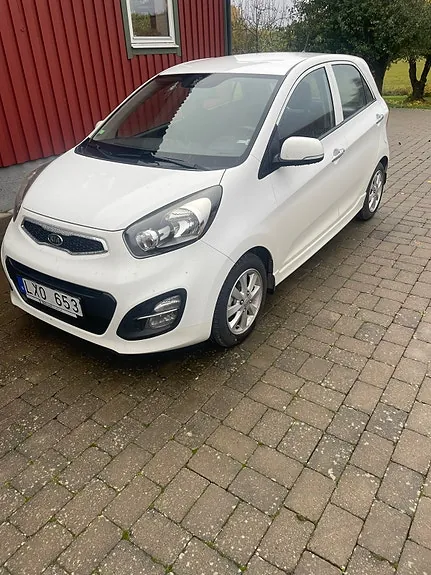 Kia Picanto 2012 photo 2