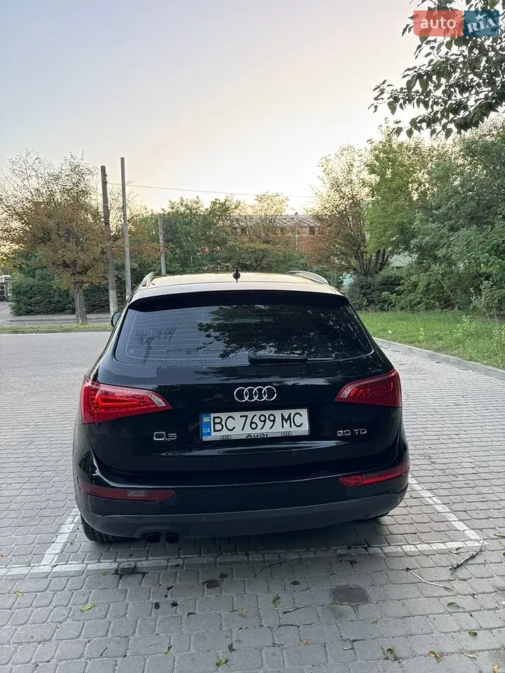 Audi Q5 2010 photo 5