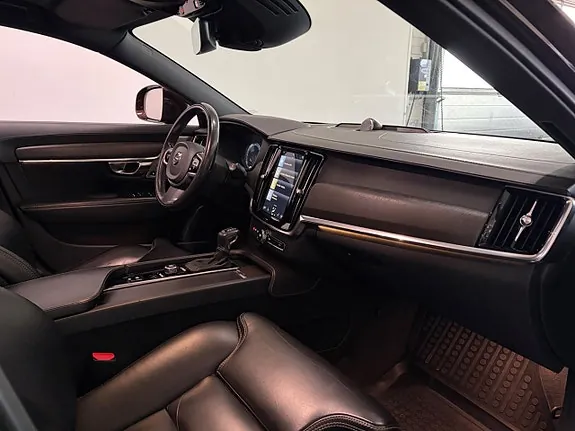 Volvo V90 Cross Country 2018 photo 5