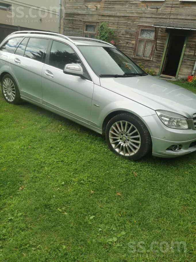 Mercedes-Benz C220 2008 photo 5