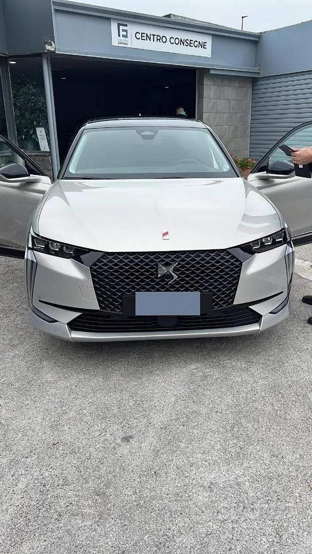 DS Automobiles 4