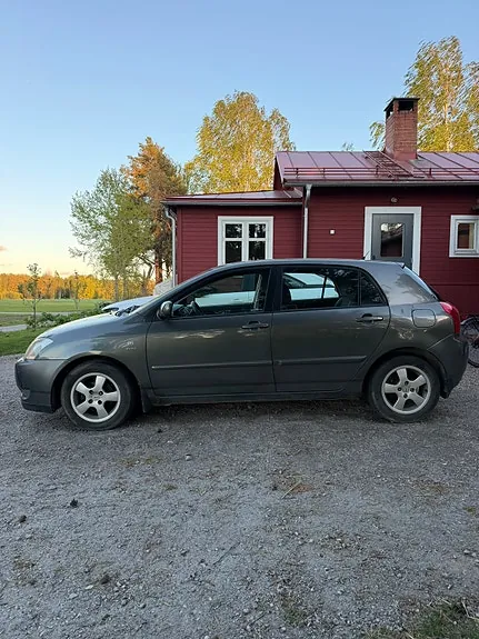 Toyota Corolla 2002 photo 2