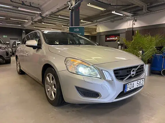 Volvo V60 2011 photo 5