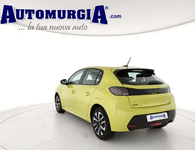 Peugeot 208 2024 photo 3