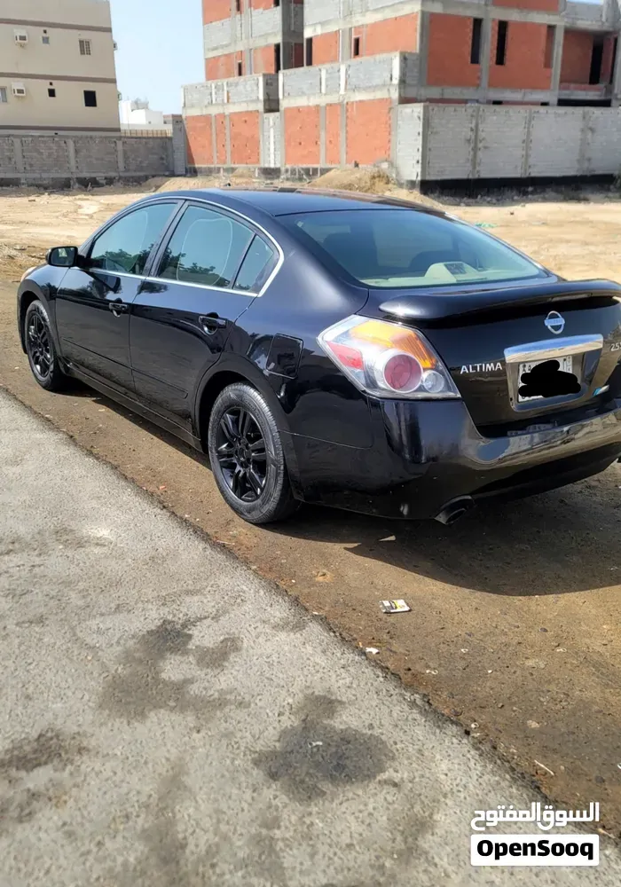 Nissan Altima 2010 photo 3