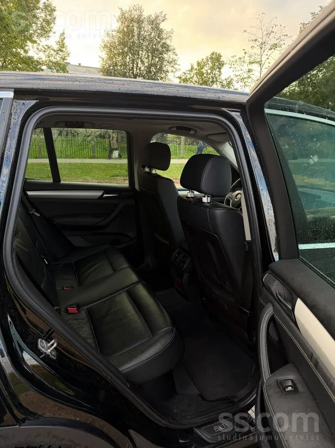 BMW X3 2011 photo 4