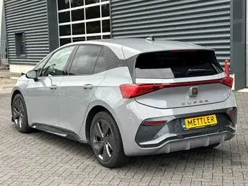 Cupra Born 2024 photo 3