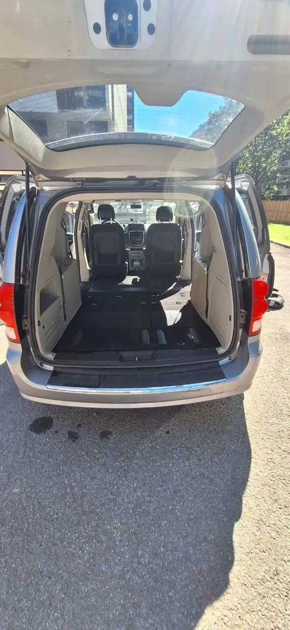 Dodge Grand Caravan 2016 photo 4