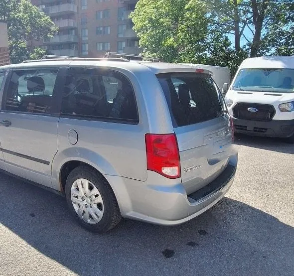 Dodge Grand Caravan 2016 photo 5