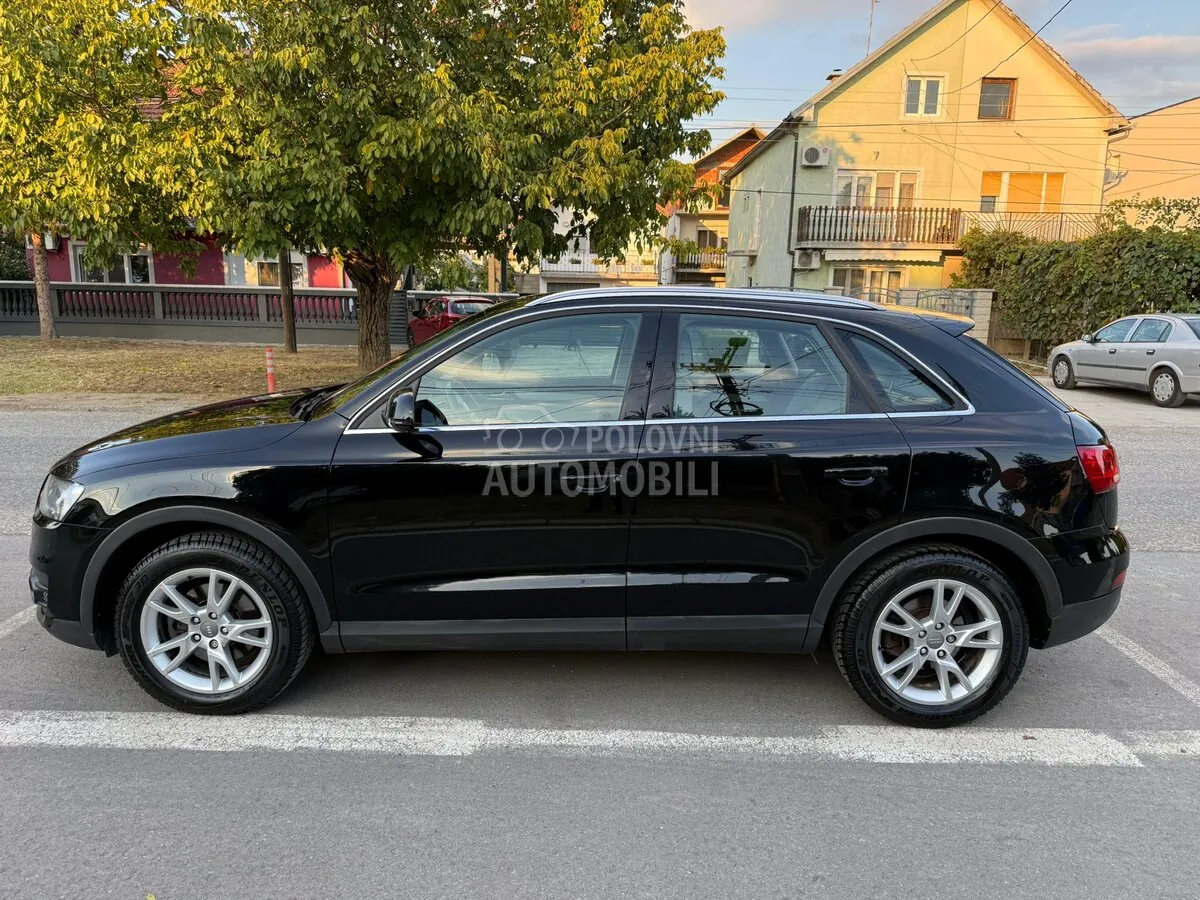 Audi Q3 2012 photo 3