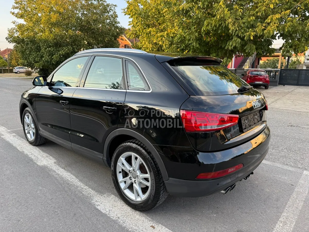 Audi Q3 2012 photo 4