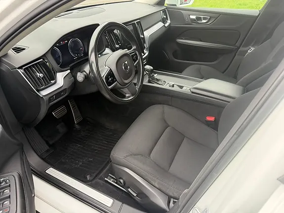 Volvo V60 2019 photo 5