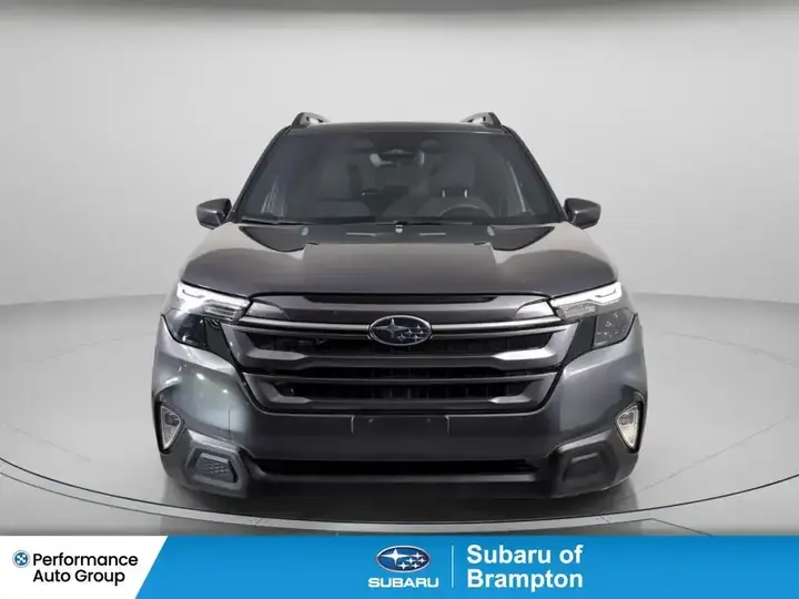 Subaru Forester 2025 photo 2