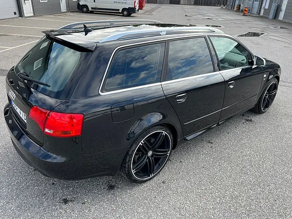 Audi S4 2006 photo 4