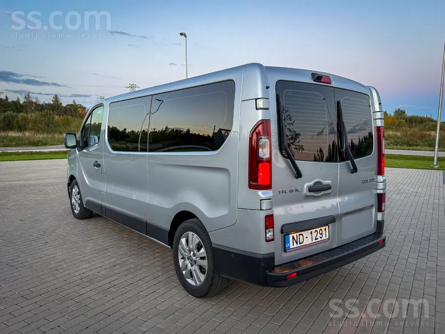 Renault Trafic 2022 photo 4