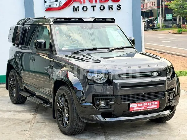Land Rover Defender 2024 photo 2