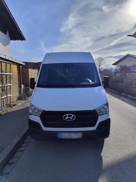Hyundai H350